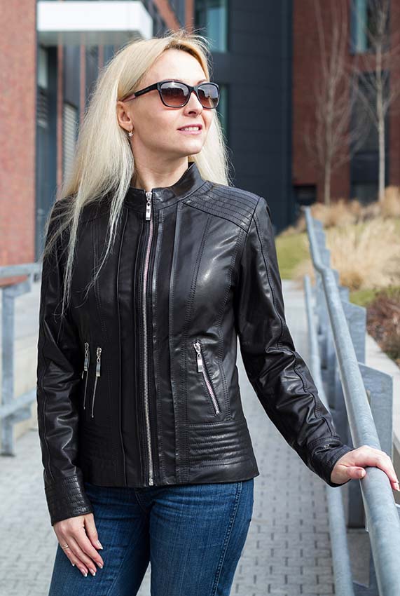 Fashion  leather jacket with zipper
